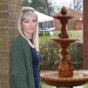 Meet your Posher, Mandy l.